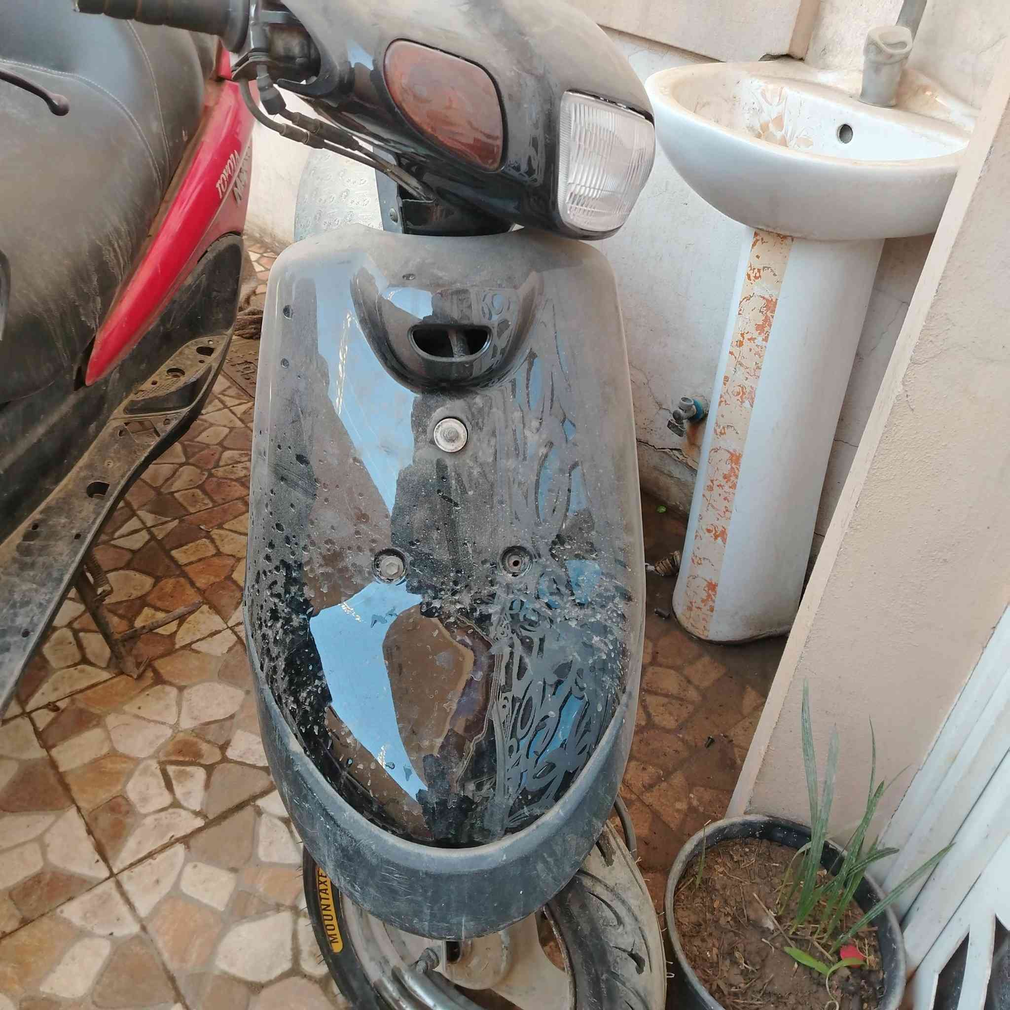 السلام عليكم دراجه بطه ٦٠ شغاله  مكينه  كهربايات كلها شغاله نقصها باتري والقبغ الخارجي مال باتري فقط سعرها ٢٠٠ الف   عنون الكاظميه الطي


**إذا كنت صاحب هذا الإعلان وتريد حذفه لأي سبب، رجاءا أرسل رسالة إلى الدعم الفني**