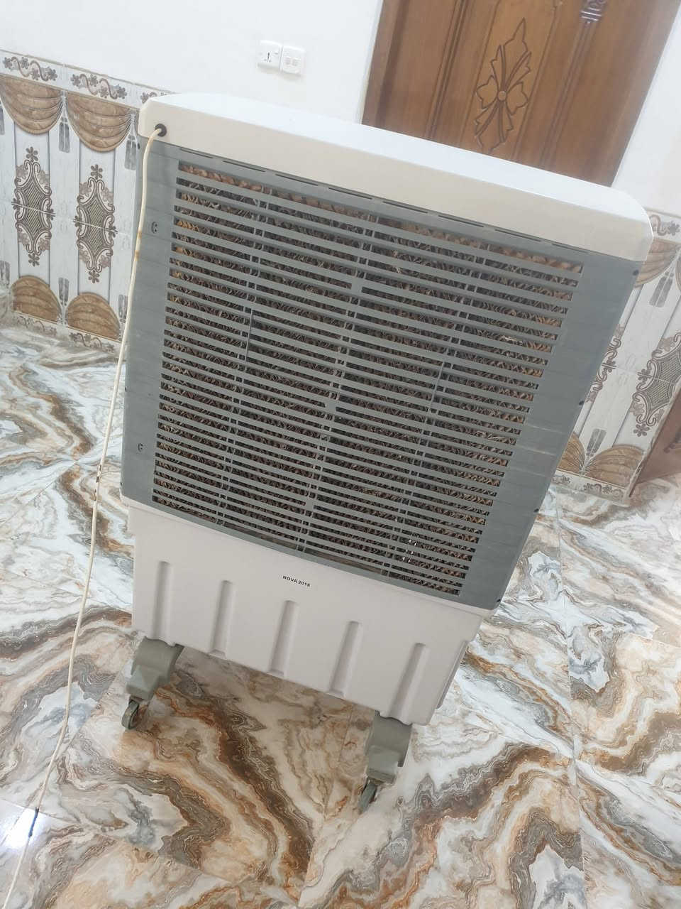 سلام عليكم مبرده جديده بعده ما مستعمله هواي مكاني العماره ابو رمانه شراي يتصل علئ الرقم ويدلل ***********

