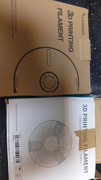 متوفر 3 قطع فلمنت 2 باكيت رصاصي واحد باكيت ابيض مثل ما موضح بالصورة ان...