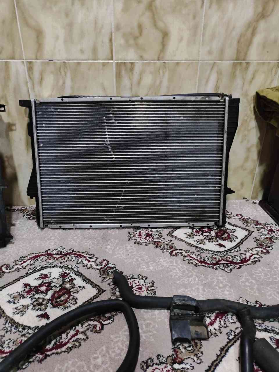 ئەم پارچانە بۆ فۆرشتن خوار بازار هه مووی بە شەرت بۆ  زانیاری زیاتر  پە وەندی بکەن بەم ڕە قەمەوە ***********
