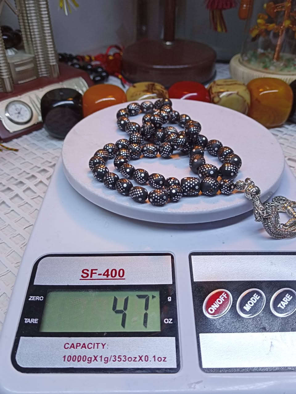 السلام عليكم
مسباح من حجر تبريزي الاصلي دك انتيمون ونحاس قطعه جمال ودلال كركوشه انتيمون 
الوزن 47 غم القياس 10/13 العدد 55 خرزه 
السعر 20 الف شامل أجور التوصيل


**إذا كنت صاحب هذا الإعلان وتريد حذفه لأي سبب، رجاءا أرسل رسالة إلى الدعم الفني**