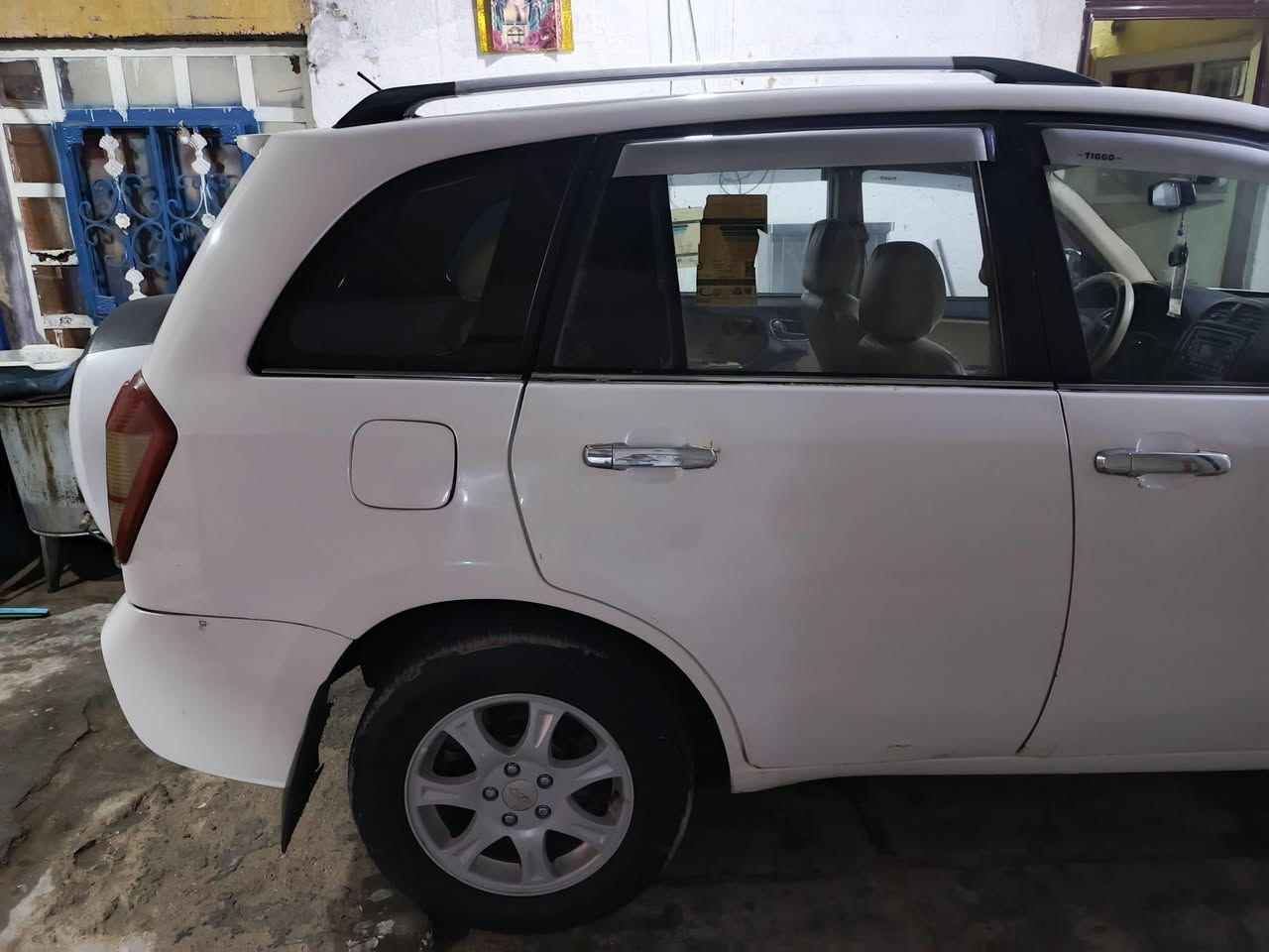 السلام عليكم سياره شيري تيكو موديل 2012 شكل 2013 سياره نضيفه بسمي رقم نكليزي كير ومكينه خير من الله سياره نضيفه عنوان بصره قبله سعر 50 رقم الهاتف ***********
