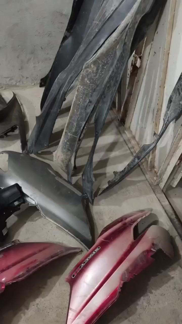 السلام عليكم ورحمه الله وبركاته
اخوان غراض مال سبيسي وماكس عدلة ينباعن شلع كفرات سبيسي صفاح اصليات خمس أختام و قبق هندر سبيسي اصلي و گفرات ماكس عدلة اصليات تفصيخ بدون الامامي وترايش ماكس اصليات وترايش سبيسي و جامات إشارة وبك لايتات سبيس عدد 2 
ذني كلهن 30 قطعة ينباعن شلع ب 25 الف قفل مال تعزيل 

و دراجة مصرية فحل نوزل مفصخة كل غراضها كاملة كفراتها سوادات راديتر نوزل جويتر عقول ثنينهم دراجة نقصها بس جوزة وتجفيت ابيع على وضعها تجي تحمل وتروح سعرها 75 الف 
عنواني كوت البيضاء تواصل خاص او تصال
***********
