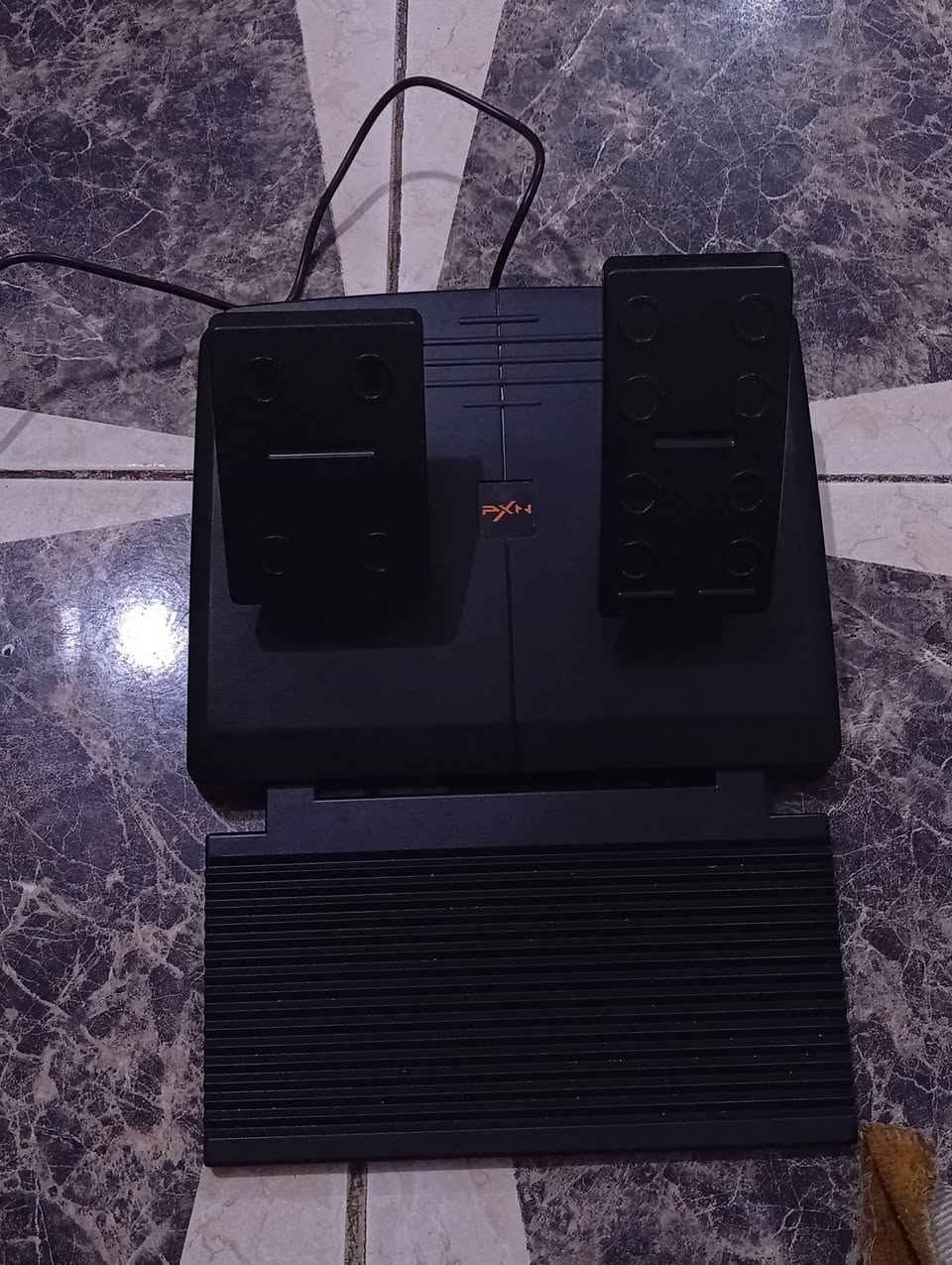 دركسون v3PROمستخدم سبوع واحد فقط نضافه 100%كل غراضه موجوده العنوان بغداد الحريه سعر75وبي مجال بسيط ***********

