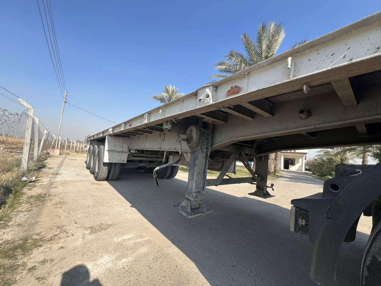 عربانه للبيع شاصي الماني دناكير 13 المانيات طول 12 ونص جوبلس برميل تخم تاير 11 كفاله عامه  ***********/*********** السعر 55 وبيها مجال مكاني بغداد
