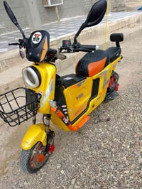 اس ٩٠٠ • ٥ بطاريات • قفل