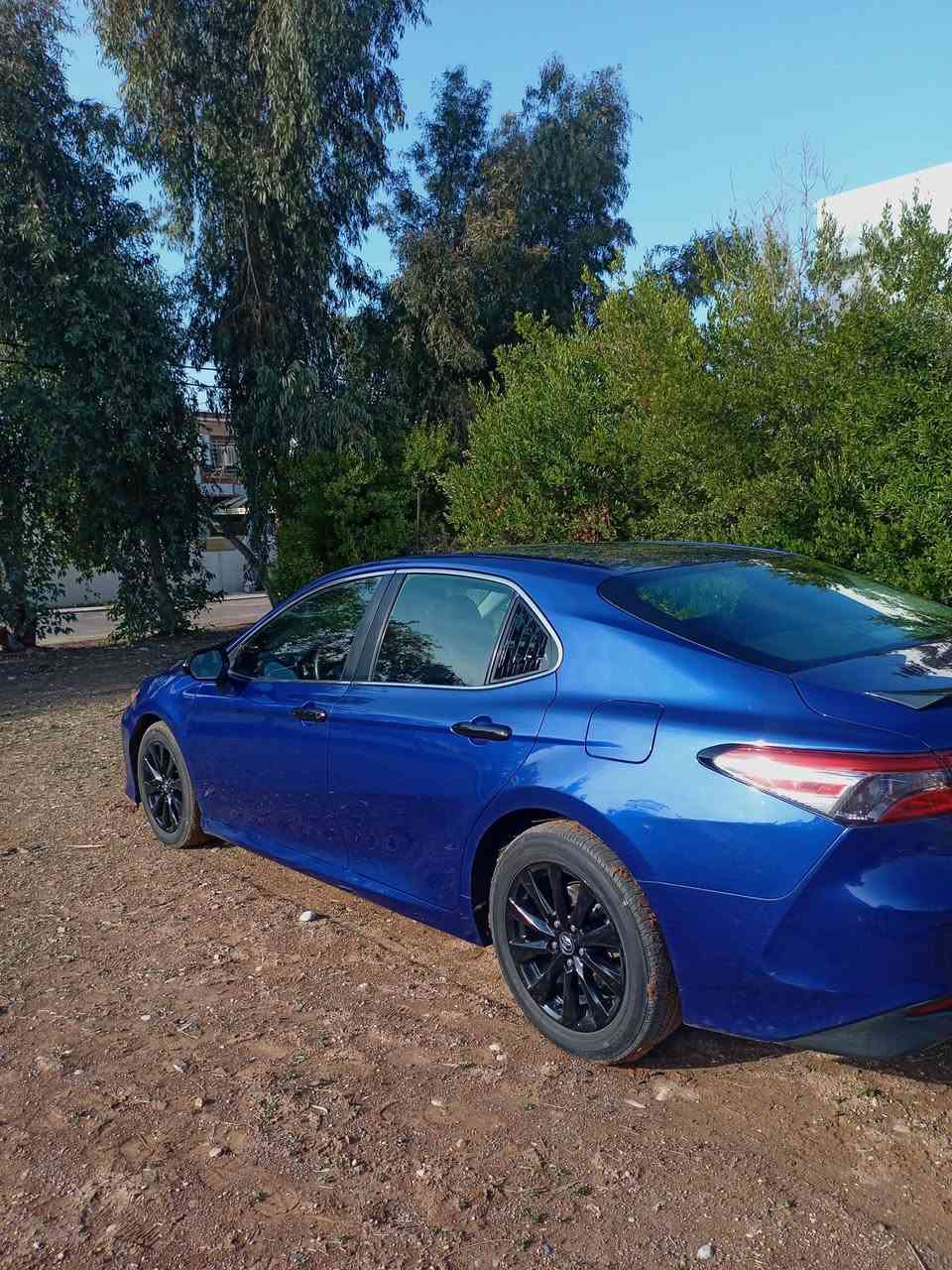 كامري 2018 رقم اربيل لون ازرق بيها جاملغ ونص باب الامامي صبغ صفحة السكن بدون دواخل وبدون ايرباك محرك كير تبريد بشرط فحص وهزه ورقم جديد وسيارة باسمي تاخذ تحويل مباشر مكان السيارة اربيل  .  السعر 160 وبيها مجال   التواصل عن طريق ماسنجر واتساب أو الرقم   ***********
