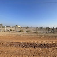 ٢ دونم • خلف مطعم واثق • ١٥٠م عن الشارع