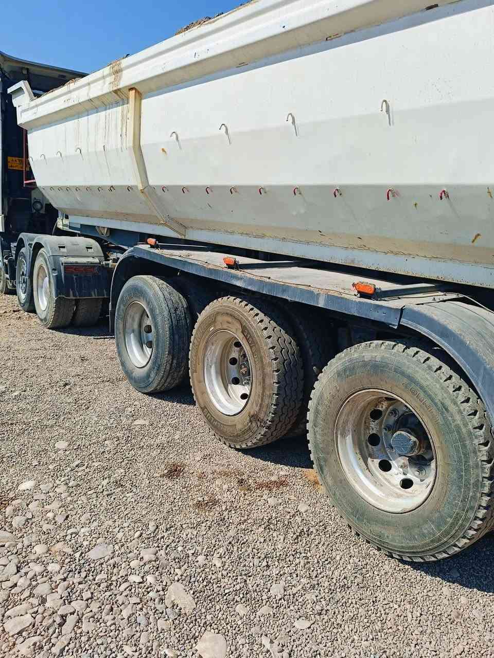 للبيع نساف شخاطه محدث شيطاني كير مكينه شرط ***********
