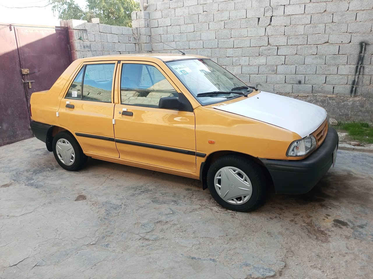 السلام عليكم سايبه موديل 2015 رقم كربلاء نكليزي سنويه لل 2030 بيه حاملغ صبغ المامي اليمنه كير مكينه جدد شواصي جدد حداديه جديده تخم تاير جديد مصفره هيئه وغرامات السعر 34 مكان السياره كربلاء الحر السواده ***********// ***********
