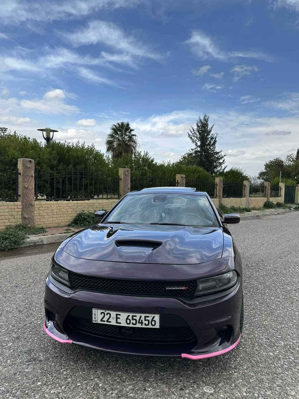 DODGE CHARGER GT  2021 
للبيـع: دوج جارجر لون عنابي GT 2021 
وارد خليجي وكالـة هارلـم 
الضرر : صبغ طرف السكن بسبب شخط بدون دواخل بدون ايرباك ورقه مال فحص كذلك موجوده
قراءة العداد : 65 الف ميل 
رقم اربيل كاملة من الهزة والبراد والسنوية 
 
🔴السعـر : 272  
مواصفات : 
المحرك v6*
رادار امامي*
رادار جانبي *
* ويل قياس 20 
* ستيرن رياضي .
* نقطة عمياء .
* مصابيح أمامية زنون .
* كشافات الضباب زنون .
* المصابيح الأمامية مع LED .
* حساسات .
* شاشه كبيرة مع نظام ملاحة نفكيشن GPS.
* الشاشة مع اويشنات .
* سستم صوت الپاين .
* فتحت سقف (سلايد) .
* مقاعد أمامية كهربائية عدد 2 .
* ذاكرة لحفظ وضعيات الجلوس (ميموري) .
* مقاعد أمامية تبريد وتدفئة .
* مقاعد خلفية تدفئة .
* تشغيل عن بعد .
* ستيرن كهربائي .
* تدفئة ستيرن .
* محدد سرعة .
تلفون بلوتوث .
* كاميرا خلفية .
* مرايا متحسسة للاضاءة العالية .
* كير شفتر بالستيرن
مكان السيارة كركوك 🌹 وبيها دفتر بنزين  للتواصل *********** كركوك, العراق
