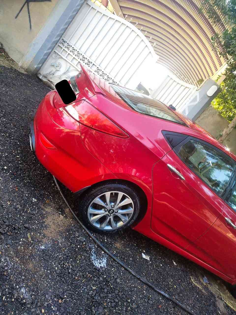 للبيع اكسنت 2016 امريكي رقم بابل بسمي السياره كله ليبل واحد بدون تبديل وبدون دواخل بيه صبغ جاملغ امامي فقط 
ماشيه 80 السياره جديده محرك 1600 مامفتوح 
السياره جديده مكينه كير حداديه جدد تخم تاير جديد تبريد ثلج السعر 96 وبيه مجال 
للاتصال ***********
***********
المكان بابل الحله
