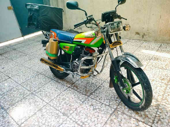 بوكسر للبيع مستعمله نظافته 100٪ سعر بمليون و 900
***********
