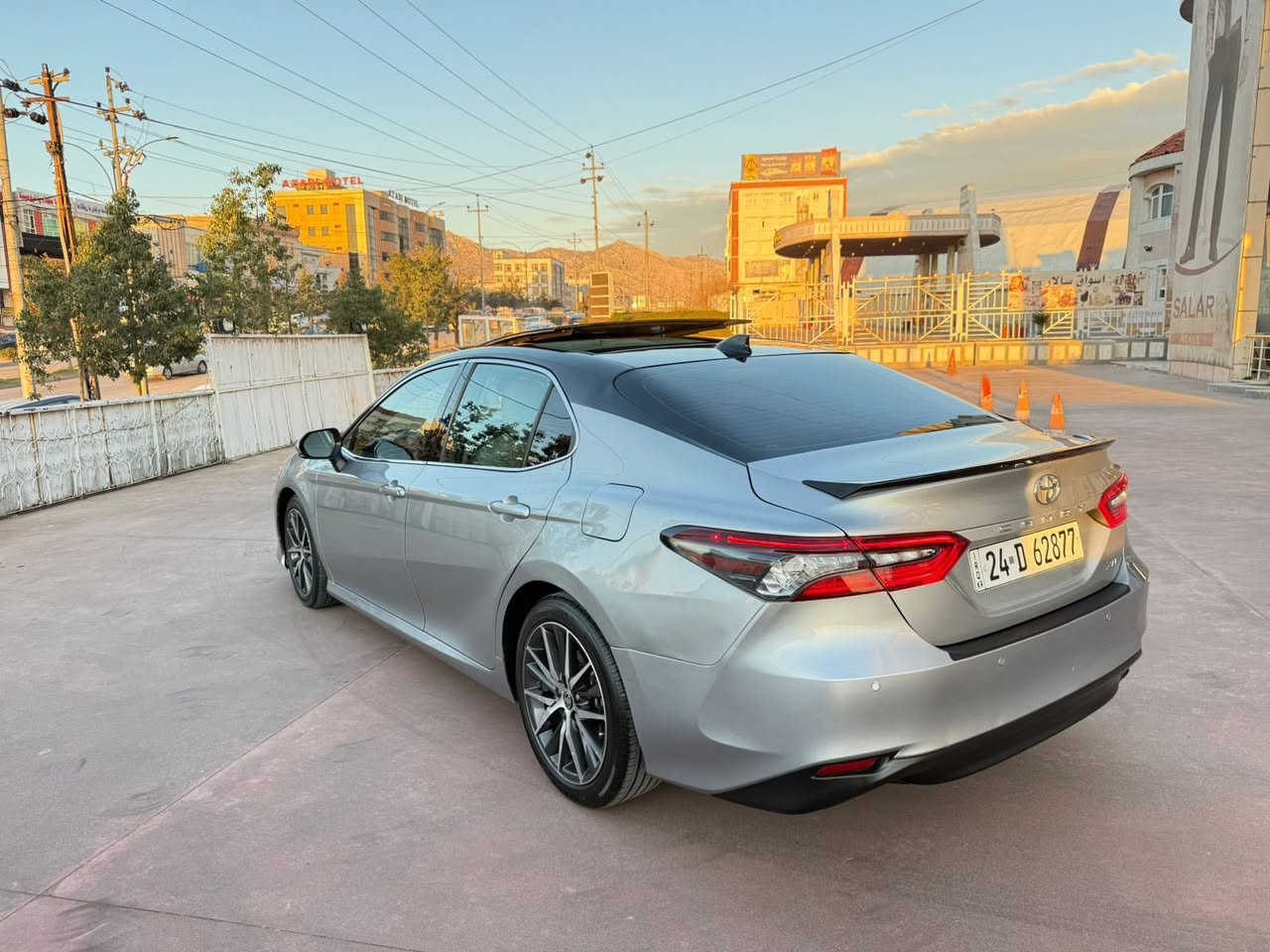 تيوتا كامري
موديل 2022 
وارد أمريكي 
ماشي 47 الف
موصفات XLE فول موصفات 
داتاشو 
خمس كامرات
بانو راما
داخل بيجي
كشنات كهرباء و ثنينات هوم حارو بارد
سماعات jbl خمس سماعات
موصفات ماله معروفه
رقم شاسي موجود منشورات
سياره فقت واحد جاملغ امامي و حافت بونيد صبغ 
بيدون شاصي 
أيرباگ ستيرن سيستم
سياره گير محرك رادار كولشي ب شرط
عنوان عقرء 
السعر 205 بي مجال
رقمل هاتف وتساب علي 
***********
