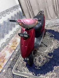 عصفوريه دراجه شغاله وخير من الله السعر ٢٠٠ بغداد الشعله ٠٧٧١٢٨١٧٥٥٩