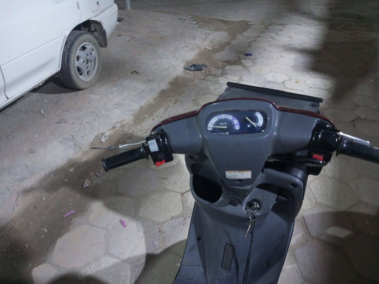 دراجة منغولي للبيع سلف هندر كهربائية كلشي شغال للستفسار علئ الرقم ***********
