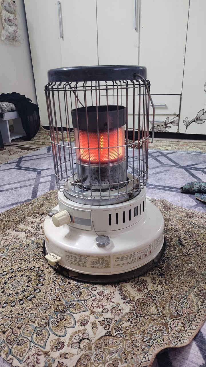 السلام عليكم صوابه للبيع صوابه كدام العين نضيفه مابيها شي السعر 50العنوان حي القدس قرب مدرسه عثمان الموصلي ***********
