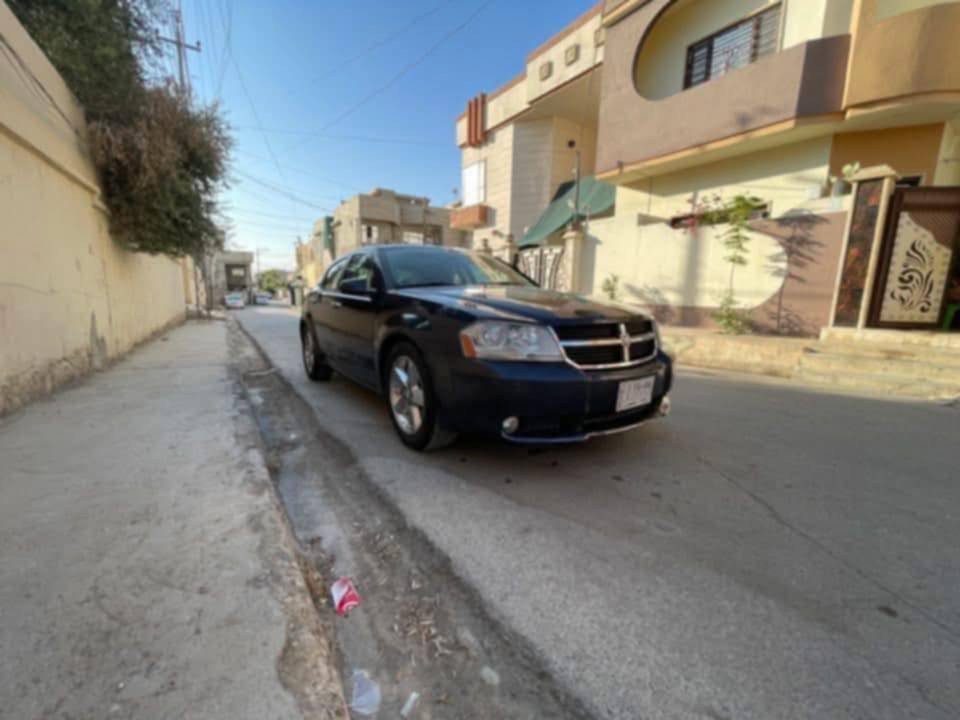 للبيع سياره دوج اڤنجرموديل2008
رقم بغداد مشروع وطني شرط التحويل 
بدون حادث 2قطع جماليه من التقحيل غير متواجد عل فيس السعر 77 وبيها مجال ***********،***********
