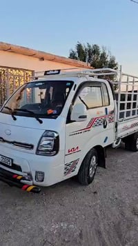 كيا بنكو للبيع السياره كفاله عامه ماشيه 142الف ع وضع الشركه من مكينه ك...