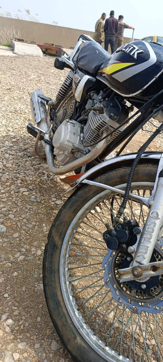 دراجه تايكر للبيع موديل 2023 تايرات جدد دراجه نضيفه ما مفتوحه ما بيه اي نقص مكاني ديالى كنعان رقم الهاتف ***********/*********** ومتواجد واتساب
