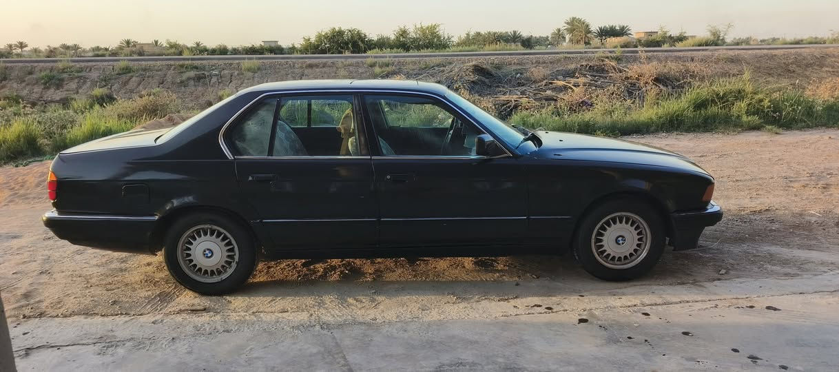 سلام عليكم    بي إم للبيع 735  موديل 1990 محرك جديد 6 سلندر مكفول  كير جديد مكفول دوشمه جديده تخم تاير جديد سياره مكفولة من لخياس وضربه مصبوقه فقط جماليه
سلام عليكم    بي إم للبيع 735  موديل 1990 محرك جديد 6 سلندر مكفول  كير جديد مكفول دوشمه جديده تخم تاير جديد سياره مكفولة من لخياس وضربه مصبوقه فقط جماليه 

لسعر 55 وبيه مجال بسيط 

***********
 ***********
