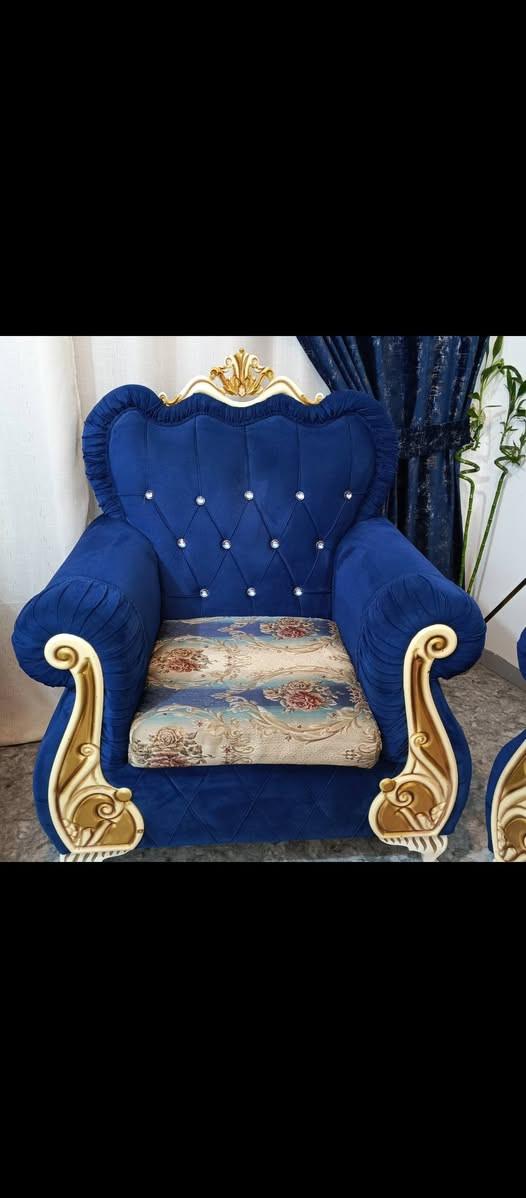 السلام عليكم 
تخم 7مقاعد ويه طبله 
بي شك من جانب تخم زغير 
سعر 250وبي مجال
الدورة شقق صحه


**إذا كنت صاحب هذا الإعلان وتريد حذفه لأي سبب، رجاءا أرسل رسالة إلى الدعم الفني**