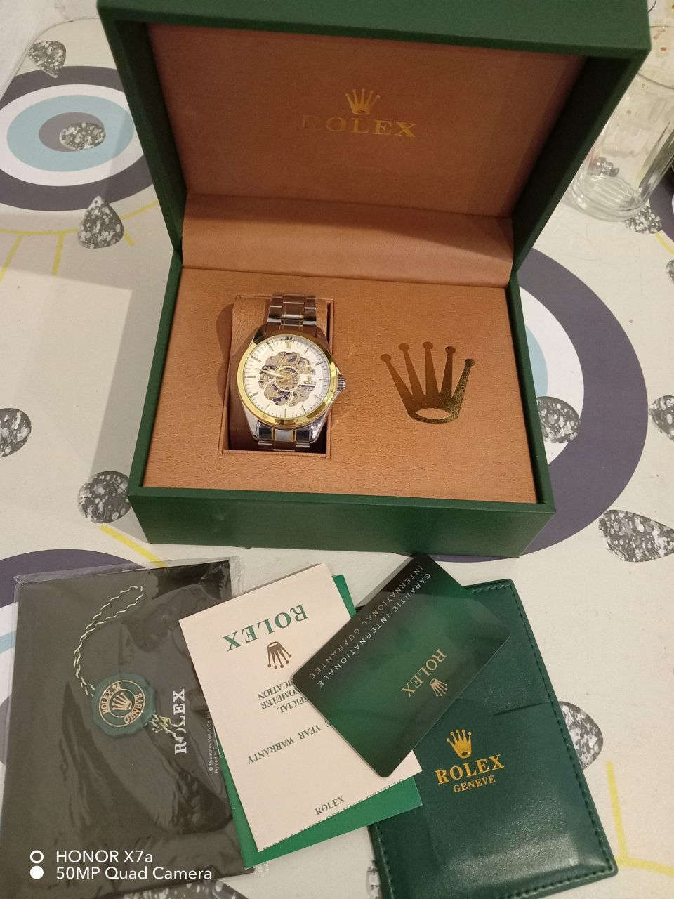 ساعه رولكس اوتماتك تشتغل بدون بطاريه 

توصيل بغداد5محافظات6


**إذا كنت صاحب هذا الإعلان وتريد حذفه لأي سبب، رجاءا أرسل رسالة إلى الدعم الفني**