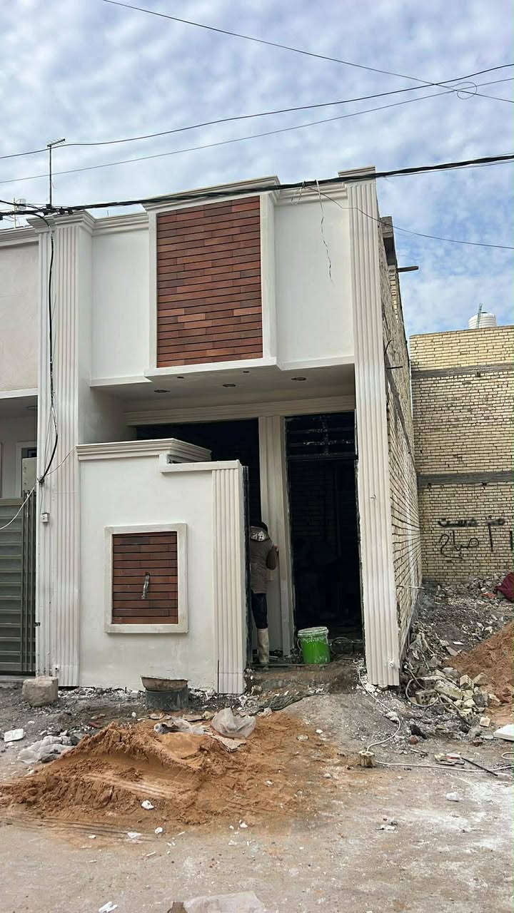 السلام عليكم كادر الواججيات والديكورات احمد الفلوجي يعمل في مدينه الصدر بكل القطاعات نا الناخب الواجيات كريستا وعمل ***********
