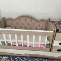 أثاث أطفال • نظافة ٨٠ بالمية • كمية ١٠٠