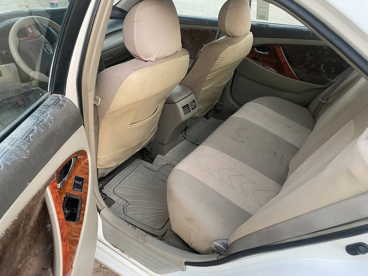 السلام عليكم 
كامري ٢٠٠٨ محدث ٢٠١١
كير محرك شرط تبريد
سياره نقصها صدر 
اربع قطع بيها بدون دواخل 
شاشه كامراء
السعر ٩٠ 
المكان سامراء كل التفاصيل مكتوبه


**إذا كنت صاحب هذا الإعلان وتريد حذفه لأي سبب، رجاءا أرسل رسالة إلى الدعم الفني**