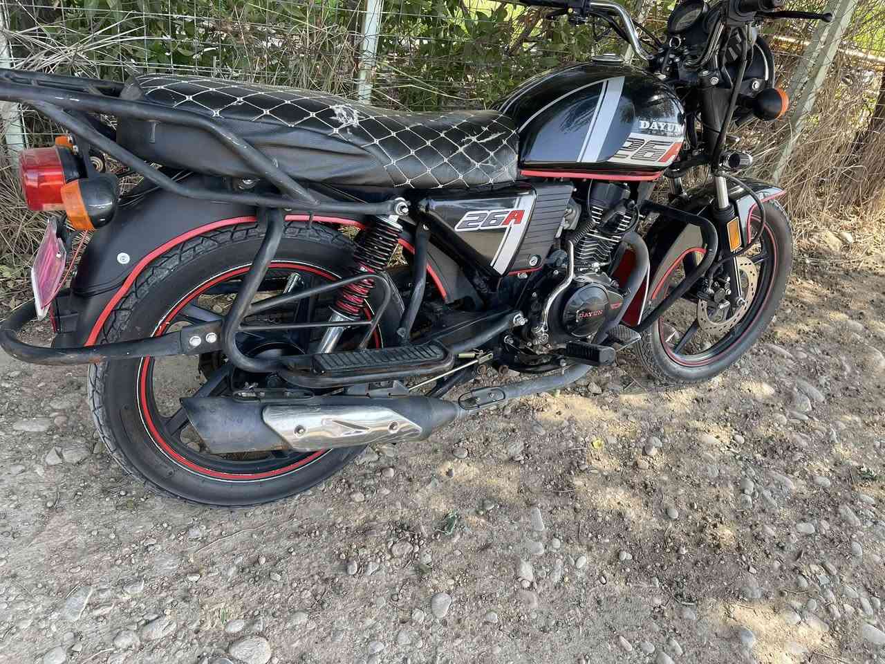 دايوان موديل ٢٣ ماشيه 9 الف أوراق سحب دراجه مكفوله
***********
