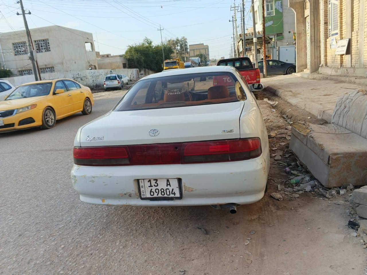 كرسته للبيع موديل 93 مكفوله من الاصوليات والعيب  الشرعي مصبوغه عام راعيه يريد تحويل سعره 57وبيه مجال ***********
