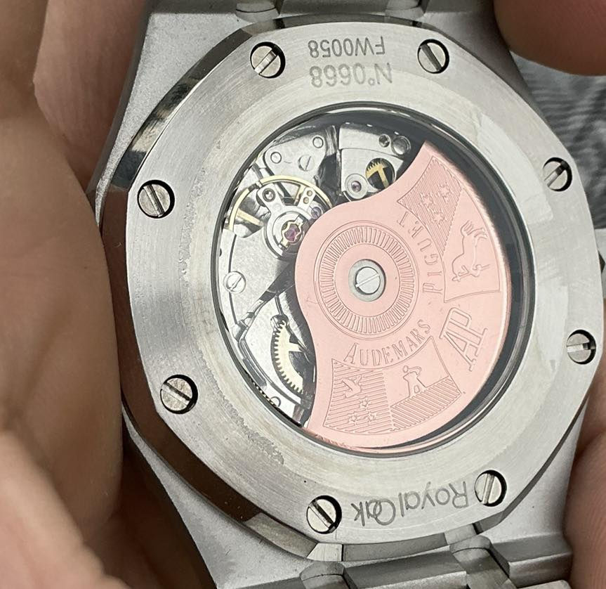 السلام عليكم ساعة Ap اوتوماتيك
ظهر كشف شفاف
مكينة تكويك + اوتوماتيك
قفل بحري 
لون مميز 
قطر 43
ستانلس ستيل
قفل فراشة
95 الف فقط


**إذا كنت صاحب هذا الإعلان وتريد حذفه لأي سبب، رجاءا أرسل رسالة إلى الدعم الفني**