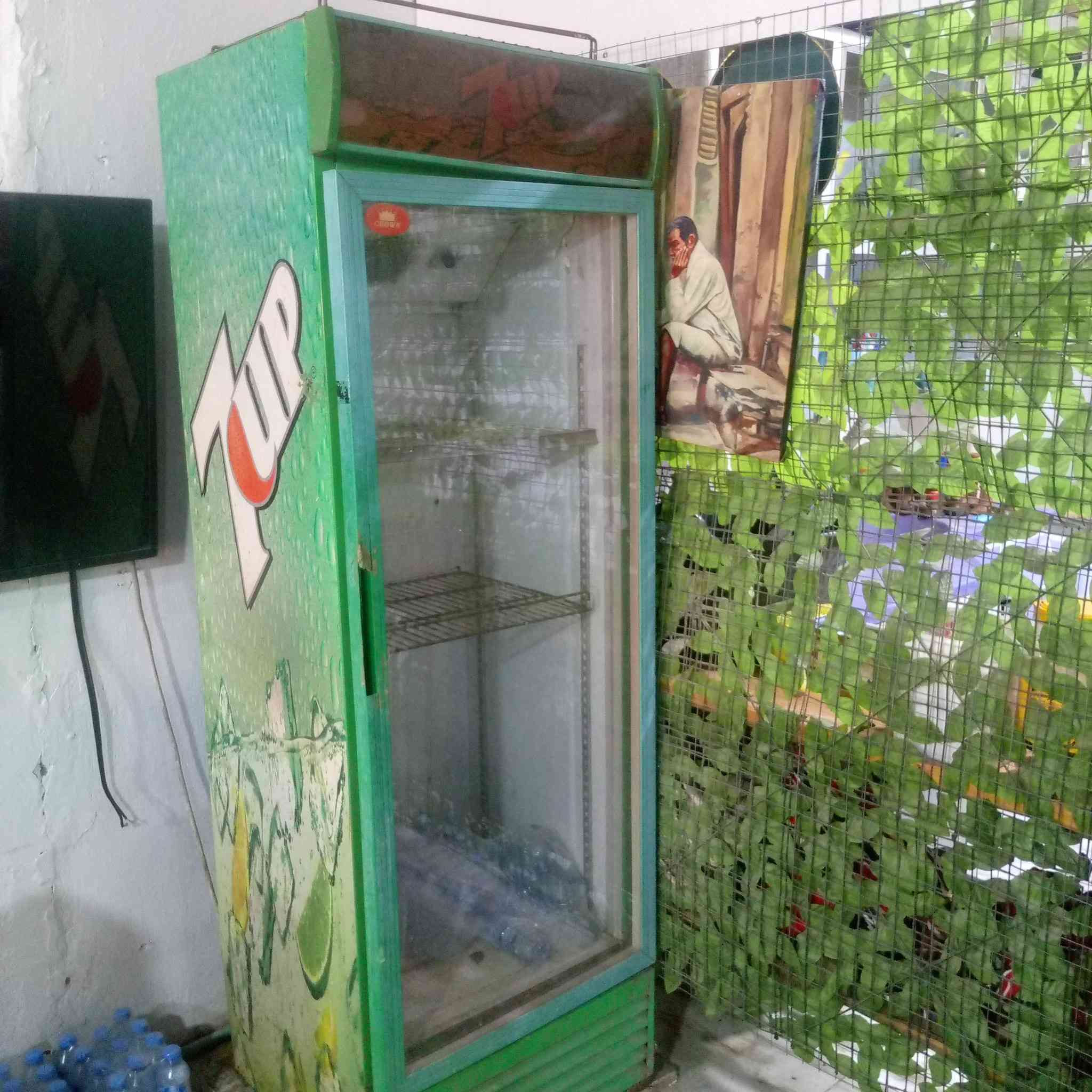 شاشات للبيع
شاشه 44 بوصه 
شاشه 42 بوصه 
+ستلايت مدفوع اشتراك شهرين 
سعر 550 وبي مجال 
براد عارضه 150وبي مجال 
***********
