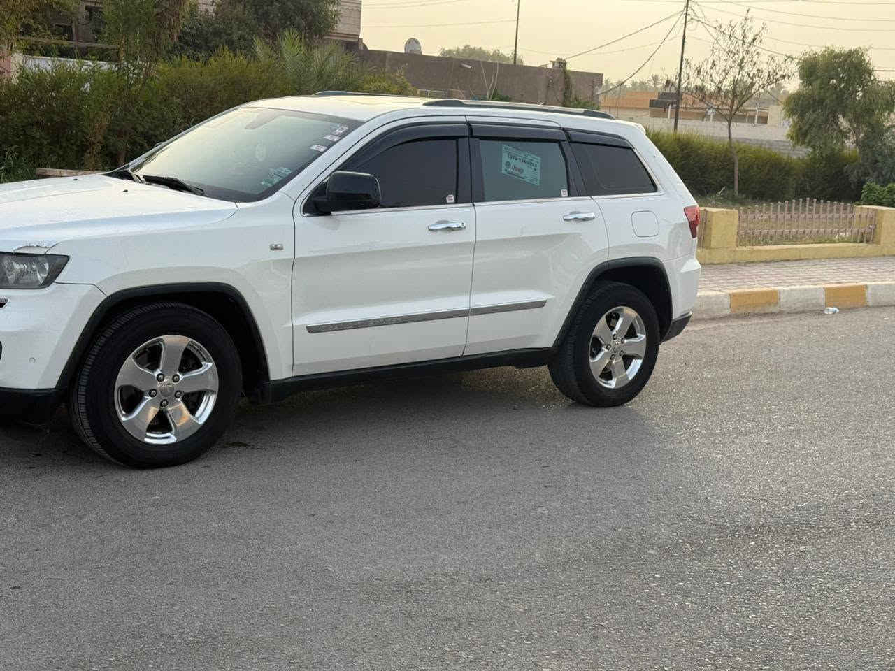 جيب لاريدو لمتد فول 1/1 مكينة V8 هيمي جديدة حدادية كير جدد تخم تاير كهربائيات بلاد دواخل بلاد ترايها وين متريد موديل 2011 شرط تحويل مكانها العمارة سنوية غير نافذة السيارة جاهزة للاخير سونار مرفق  السعر 142 و بيها مجال  للاستفسار ***********
