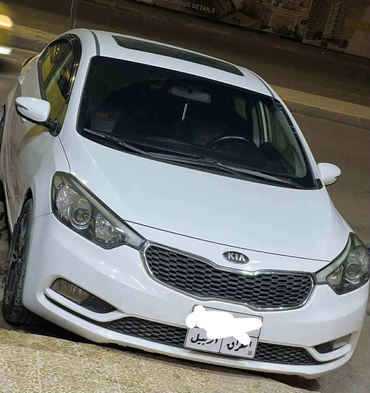 كيا سيراتو موديل 2014 نص باب خلفي بيها صبغ مكينه مفتوحه رقم اربيل سلايت للا ستفسار اتصال على الرقم ***********
