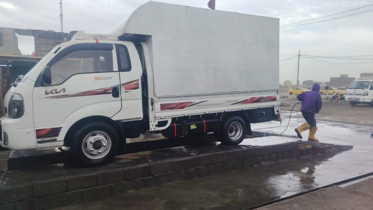 كية فحل موديل ١٧ مكفولة فقط بارد صفحة السايق رقم انكليزي هزة جديد سنوينة الحد ٣١ السعر ١٣٠ 
الرقم ***********
