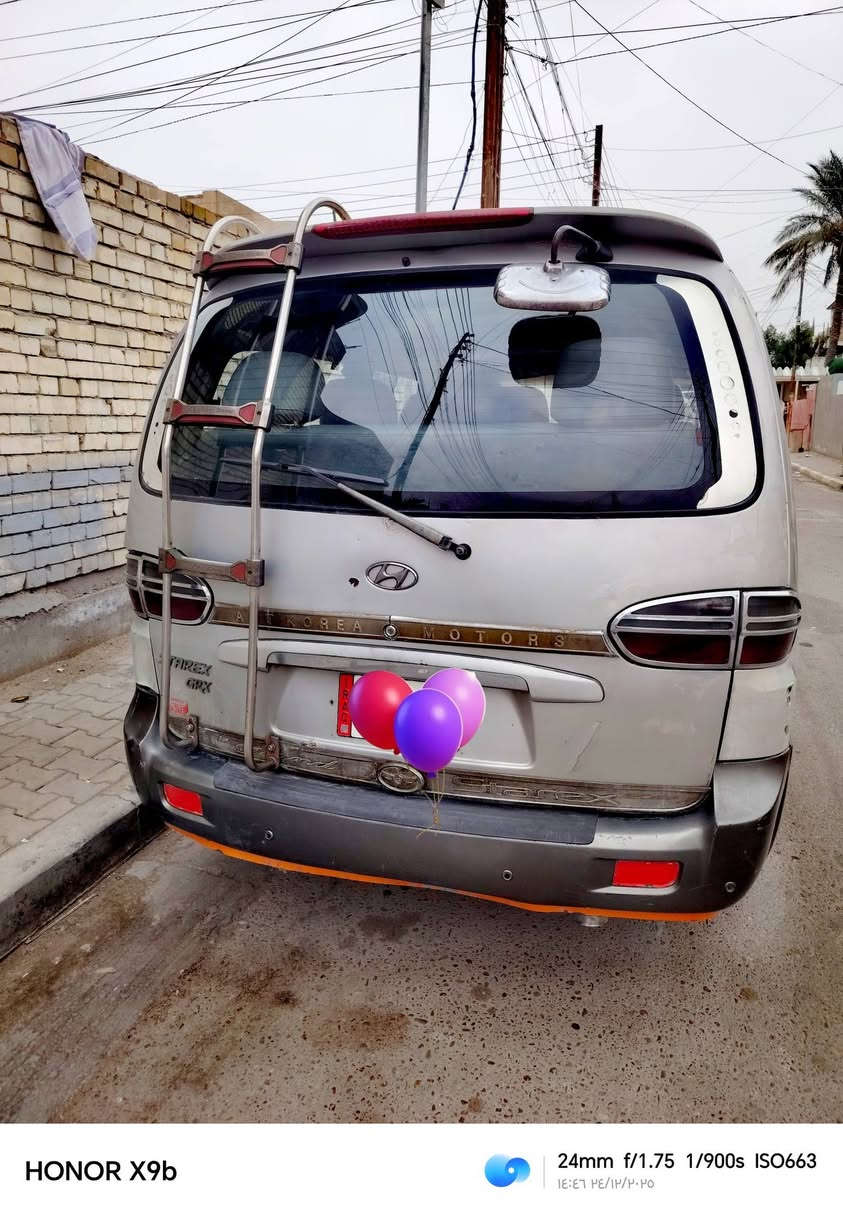 ستاركس 2007سياحي 4دسك محرك 3000سوبر مفتوح تجفيت جديد كله غراض كوري وموبز كير اوتوماتيك جديد حاويه مشط ستيرن جديد حاوية باتري جديد كوري تخم تايرات جديد درجة اولى صيني خط ابيض وهواي غراض جديدة شواصي شركة بدون تصليح  بأسمي رقم واسط انكليزي مميز سنوية 2028
سيارة ما مشتغلة مال ببت 
ما بيه غرامات  والهيئة اني اصفره مطلوبه سنه  سعرة 88 وبيه مجال للشراي او مراوس حسب القناعة 
 عنواني بغداد 
ت ***********
