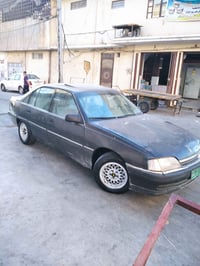 اوميغا • ٢٠٠٠ سي سي • اوتوماتيك