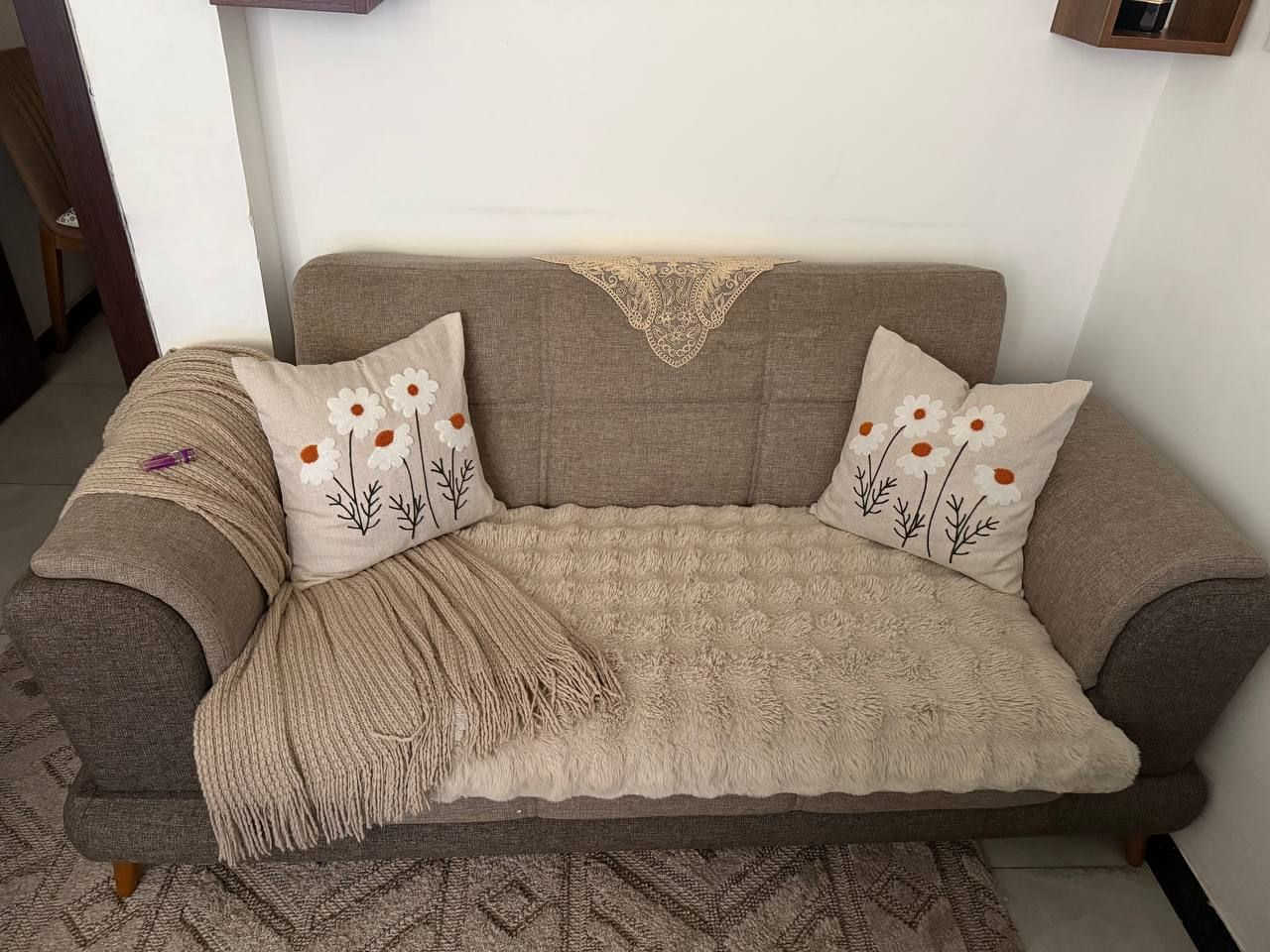 للبيع
طقم قنفات مستعمله سنه وحده مابيها اي ضرر نضيفه اخت الجديد هي والكوشات 
السعر مليون و١٠٠


**إذا كنت صاحب هذا الإعلان وتريد حذفه لأي سبب، رجاءا أرسل رسالة إلى الدعم الفني**