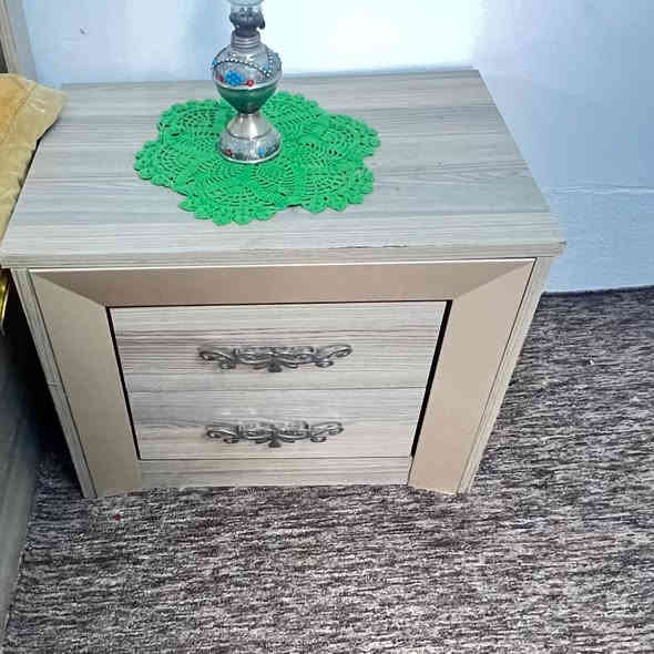 غرفه نوم للبيع متكون من 7قطع السعر 350الف قفل ملاحضا بدون دوشك عنوان اربيل لنكه40متر ***********
