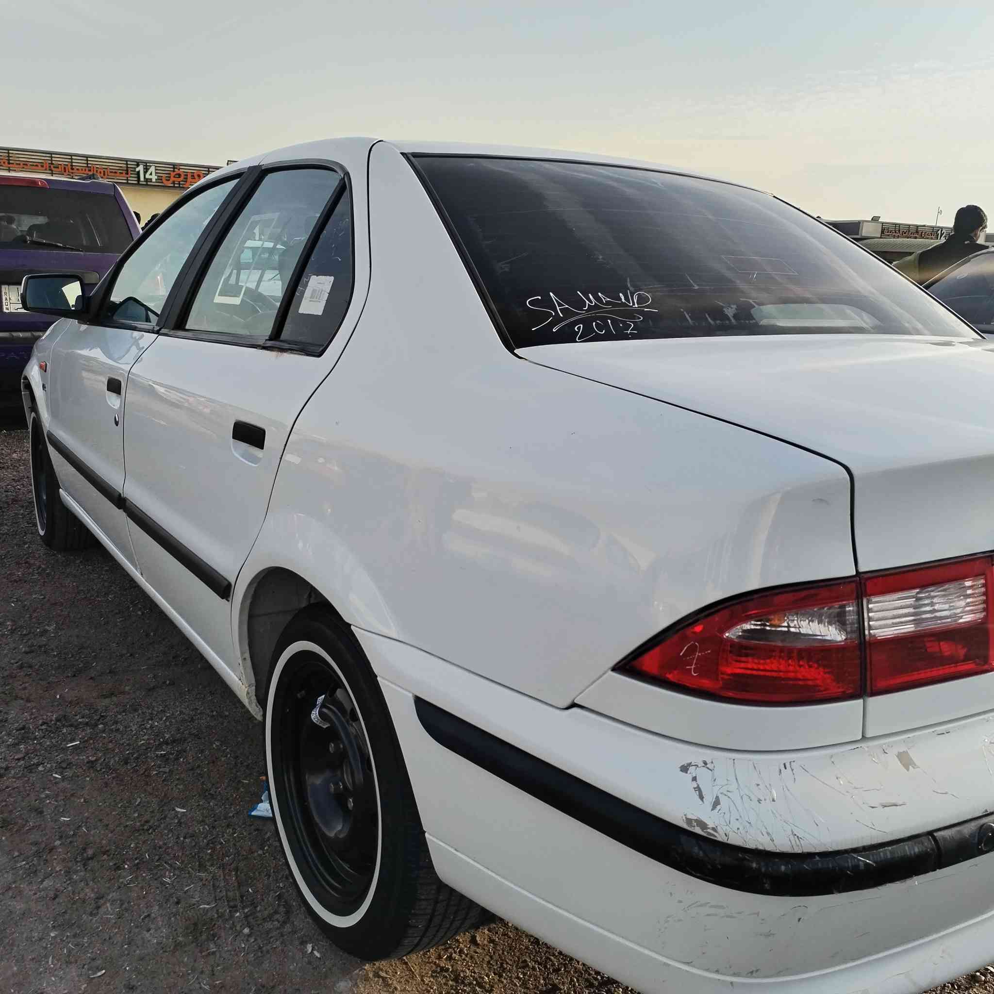 السلام عليكم سياره سمند موديل 2017 سنويه منتهيه السياره كفاله جاهزه من طول لطول ما عده ضربه خفيفه بخشم الجاملغ اليمنه الامامي السعر 55 مكان السياره بصره كزيزه. راعيها يريد تحويل التفاصيل اكثر ***********
