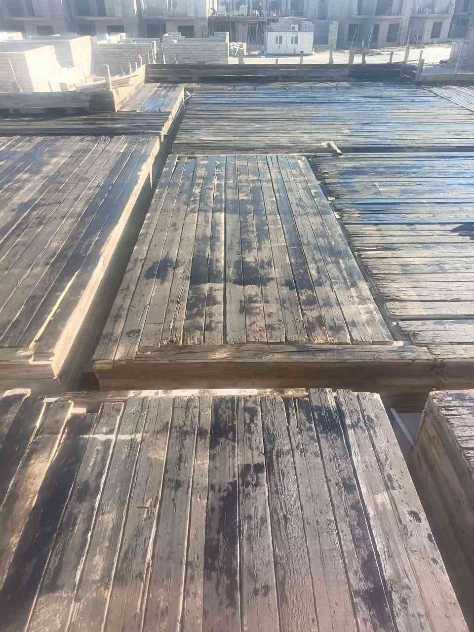 سلام عليكم
قالب خشب
لبيع
مساحة
صقف
 متر 140 
200 درسك ويه

سعر $ خاص
شريه
يتصل عل رقم
*********** بي وتساب
*********** بي وتساب
مكان موصل
