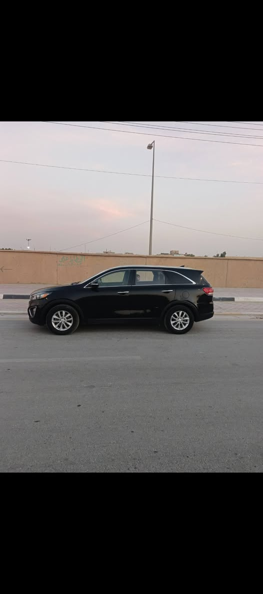 السلام عليكم سورنتو 2016 وارد أمريكي 4 سلندر السياره مكفولة حادثهه دعاميه اماميه فقط رقم بغداد دولي السياره بأسمي سنويه جديده مكان السياره كربلاء سعر 175
***********
