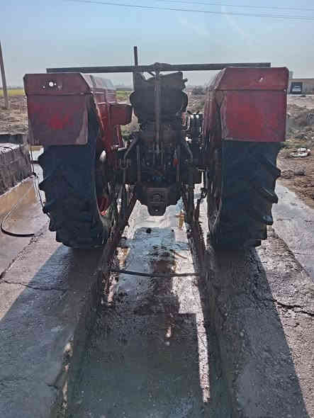 السلام عليكم عنتر للبيع نظافة فلو السعر خمس ملاين ونص وبي مجال مكاني الحويجة مفرق الصفرة الاستفسار عل رقم التالي ***********
