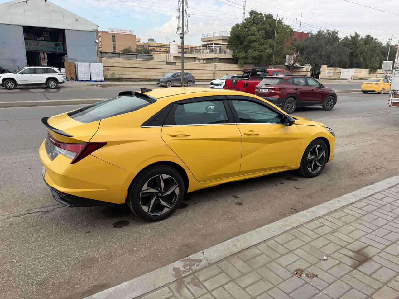 السلام عليكم النترا 23 فول الفول اعله فئه حادثهه بلمنشور بس
جاملغات مبدل بدون إرباك مواصفات معروفه سياره جديده هيئه مصفره منظومة غاز 
 السعر 170وبيهه مجال بسيط للاتصال ***********
