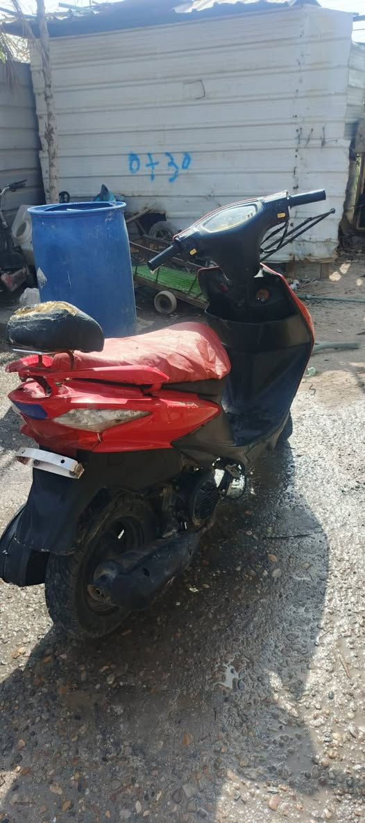 درجه لبيع سعر 250 وبيه مجال قليل جاهزه كلشي شغال كهربائيات جاهزه الرقم *********** مكان مدينه بني منصور يم الامام احمد ابن علي
