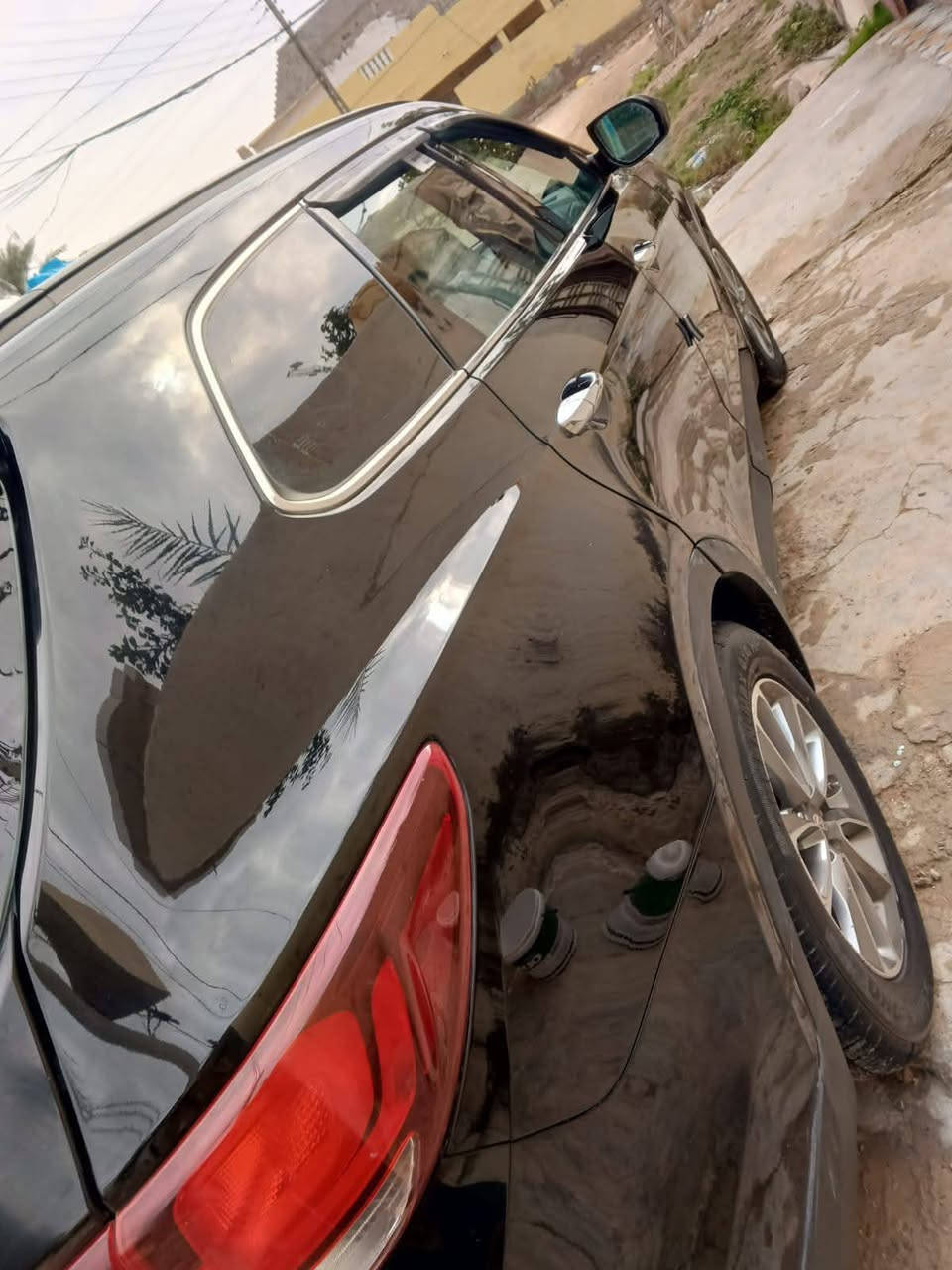 السلام عليكم
سنتافي للبيع 2017

كراند 6ستندر كشن كهربائي شاشه دواره تخم تايرات جديد 

بيها 3قطع صبغ 7راكب 
سعر 158
***********
