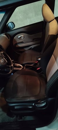 كيا سول • ٢٠١٥ • ٨٩٠٠٠ كم