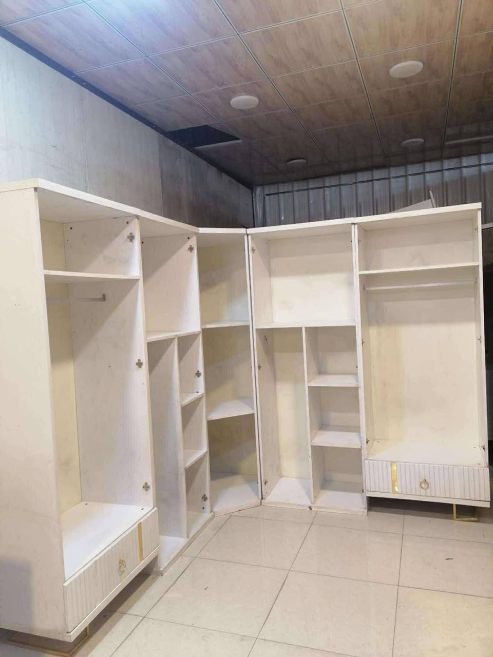 غرفة. تركي. نضام ابواب. زاوية. لون مميز. ٩قطع. كوالتي. عالي 
واصل. كول. مناطق بغداد


**إذا كنت صاحب هذا الإعلان وتريد حذفه لأي سبب، رجاءا أرسل رسالة إلى الدعم الفني**